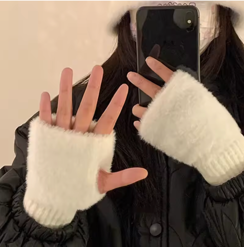Women’s Soft Plush Knit Fingerless Gloves