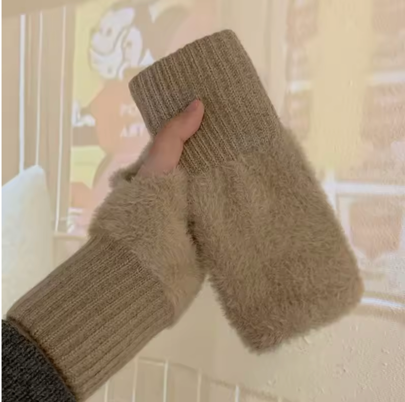Women’s Soft Plush Knit Fingerless Gloves